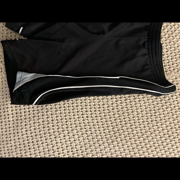 Champion shorts - Picture 2 of 4